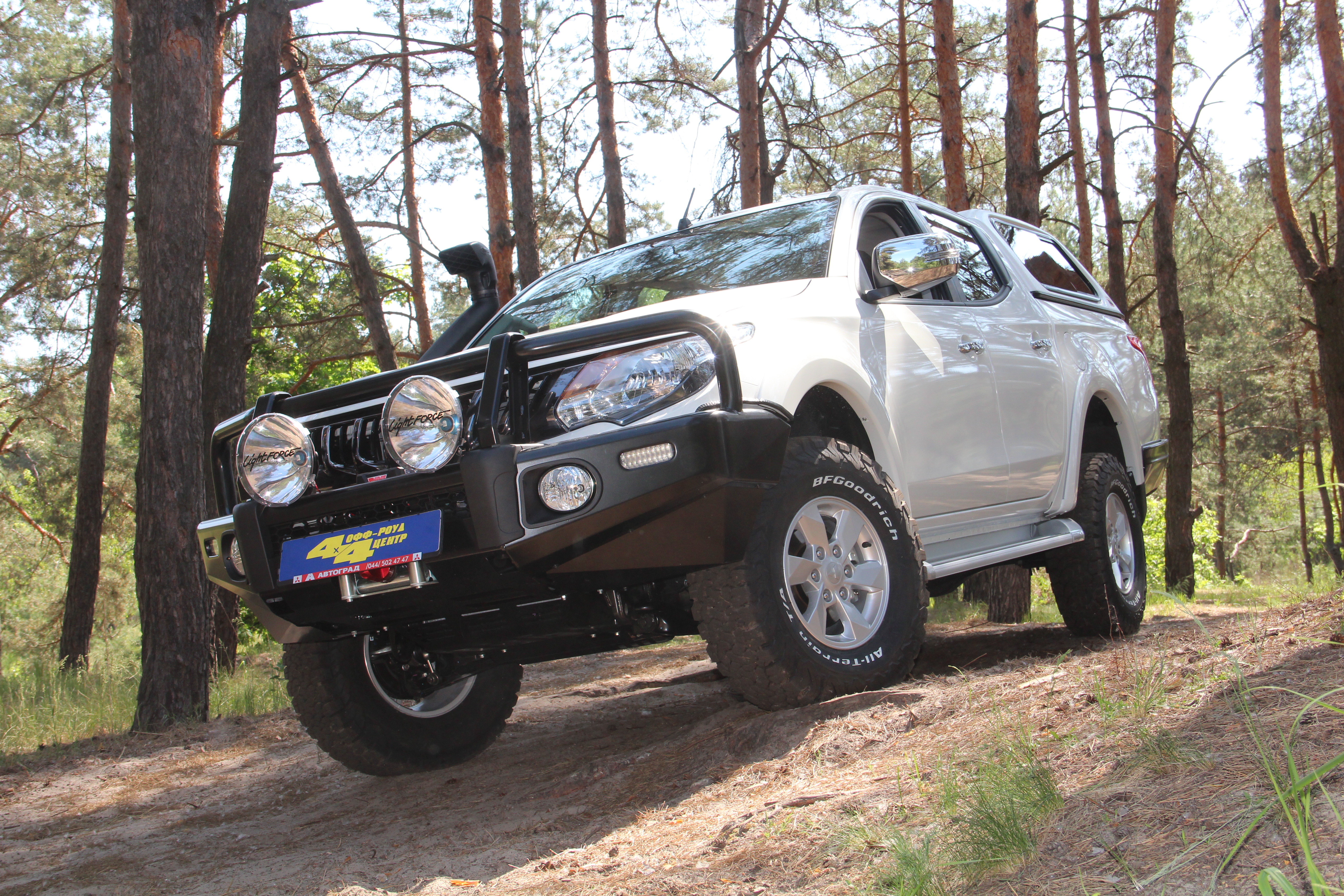 Mitsubishi L200 2015+ (05.2017)