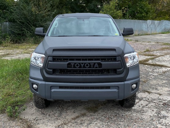 Toyota Tundra 5,7 2016 32000$