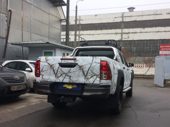 TOYOTA HILUX 2015+ (12-2017)