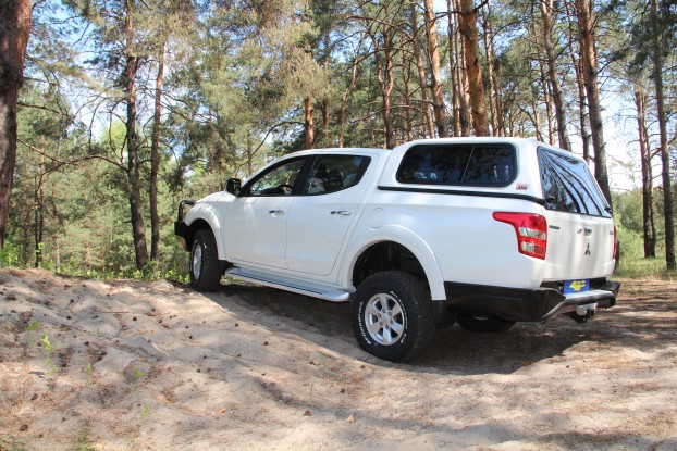 Mitsubishi L200 2015+ (05.2017)