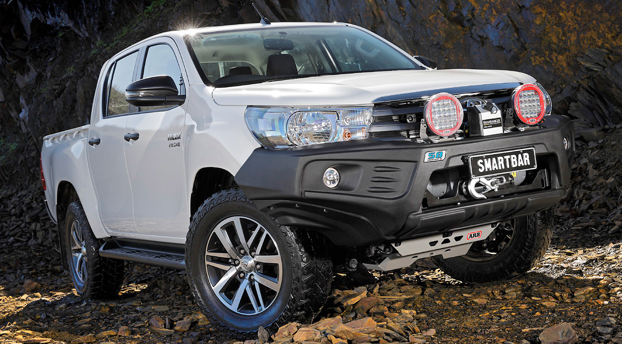 Новинка!<br \>Передний полимерный бампер ARB StealthBar для Hilux 2015+